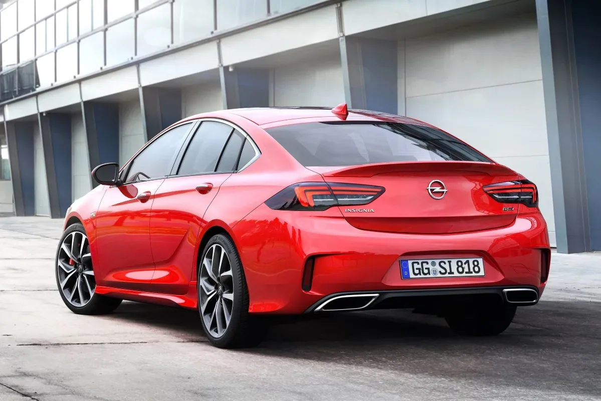Opel Insignia GSi
