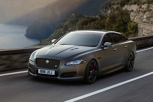 Jaguar XJR575. Najmocniejszy XJ w historii