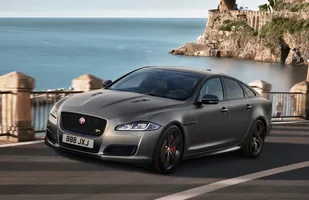Jaguar XJR575. Najmocniejszy XJ w historii — zdjęcie 5