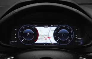 Skoda Karoq z cyfrowymi "zegarami" — zdjęcie 2