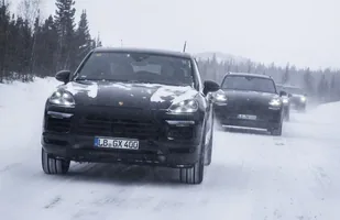 Nowe Porsche Cayenne. Pierwsze zdjęcia — zdjęcie 2