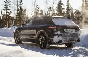 Nowe Porsche Cayenne. Pierwsze zdjęcia — zdjęcie 4