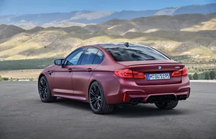 BMW M5 po raz pierwszy z napędem 4x4! — zdjęcie 2