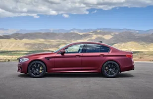 BMW M5 po raz pierwszy z napędem 4x4! — zdjęcie 3