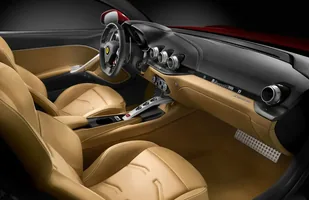 Ferrari F12 Berlinetta - najmocniejsze w historii! — zdjęcie 7
