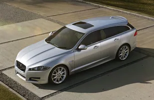 Jaguar XF - kombi 5 lat po sedanie — zdjęcie 6