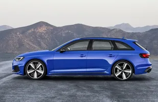 Audi RS4 Avant o mocy 450 KM — zdjęcie 5