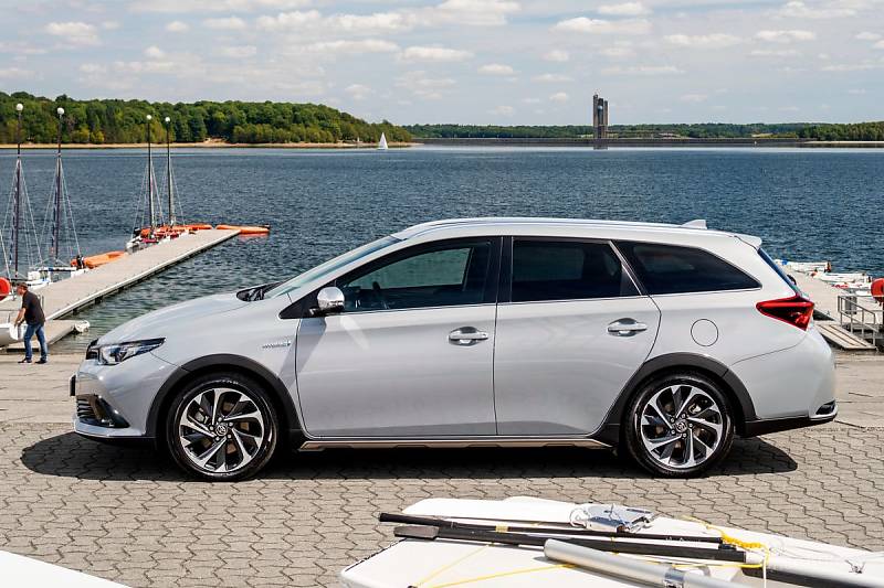 Toyota Auris Touring Sports Freestyle