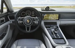Porsche Panamera Turbo S E-Hybrid Sport Turismo — zdjęcie 4