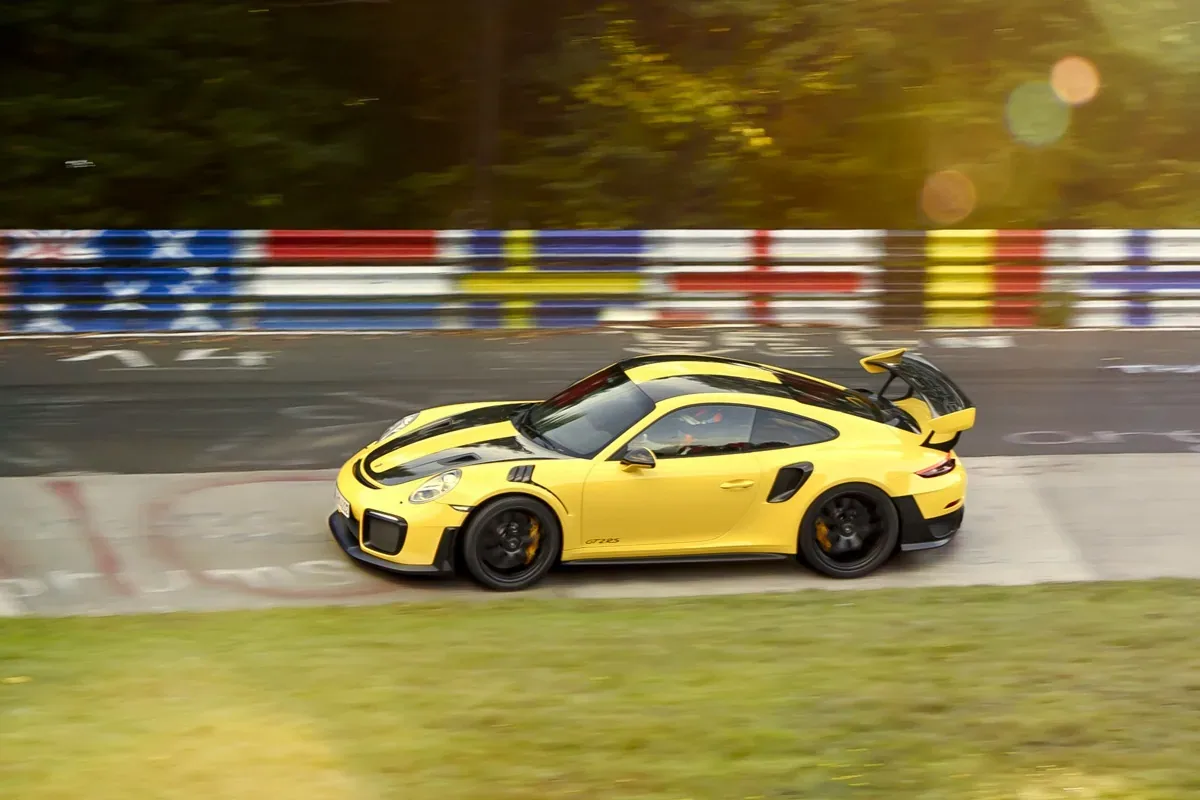 Porsche 911 GT2 RS