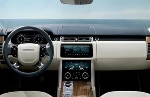 Range Rover P400e. Pierwsza hybryda — zdjęcie 8