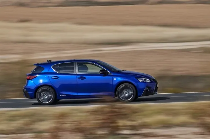 Lexus CT 200h po liftingu