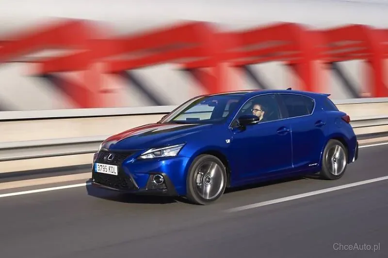 Lexus CT 200h po liftingu