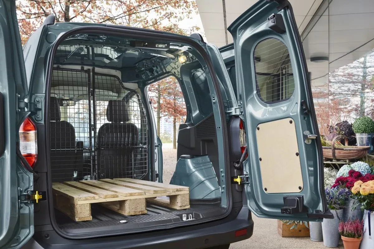 Nowy Transit Tourneo Connect