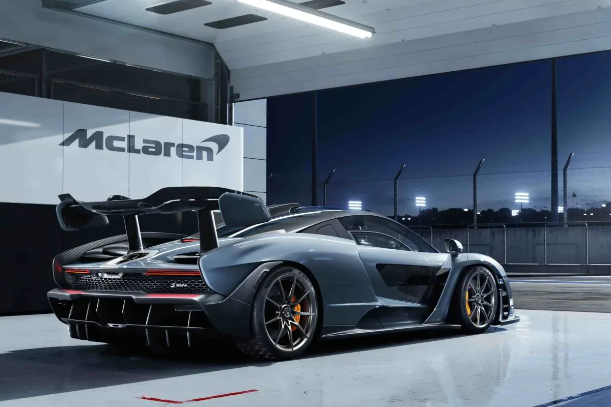 McLaren Senna
