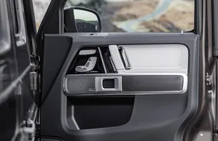 Mercedes G z nowym wnętrzem — zdjęcie 3