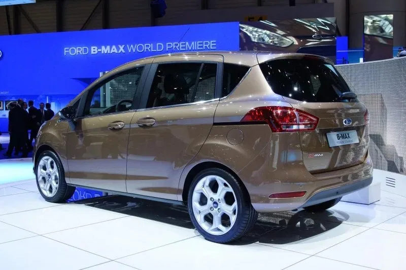 B-MAX. Takiego Forda jeszcze nie było