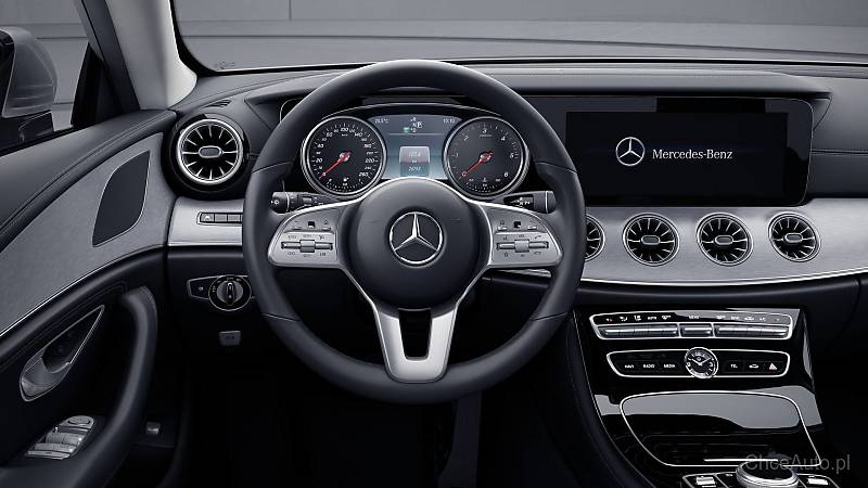 Rekordowy rok Mercedesa