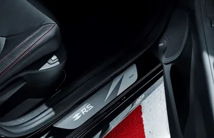 Renault Clio R.S. 18 — zdjęcie 10