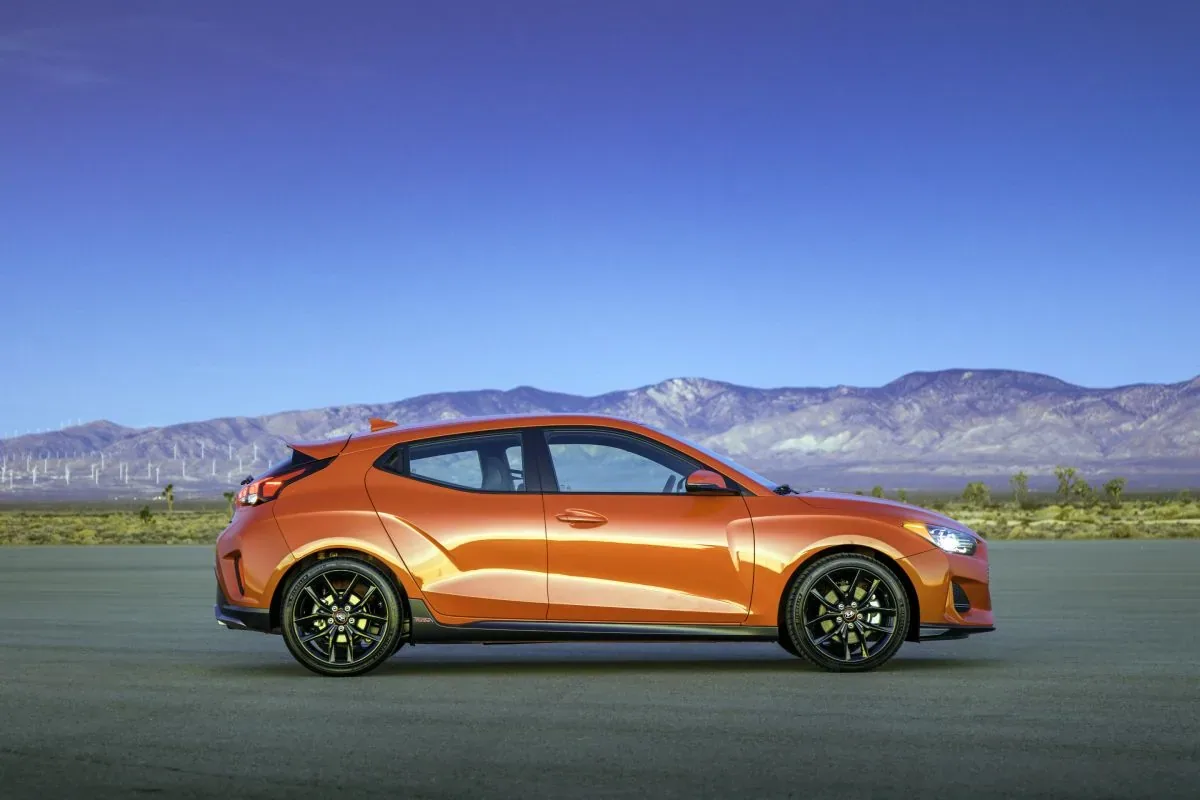 Hyundai Veloster II