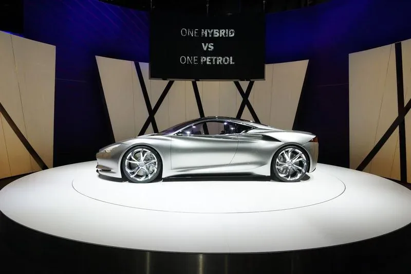 Infiniti Emerg-E