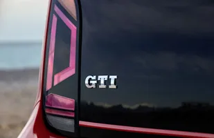 Volkswagen Up! GTI — zdjęcie 12