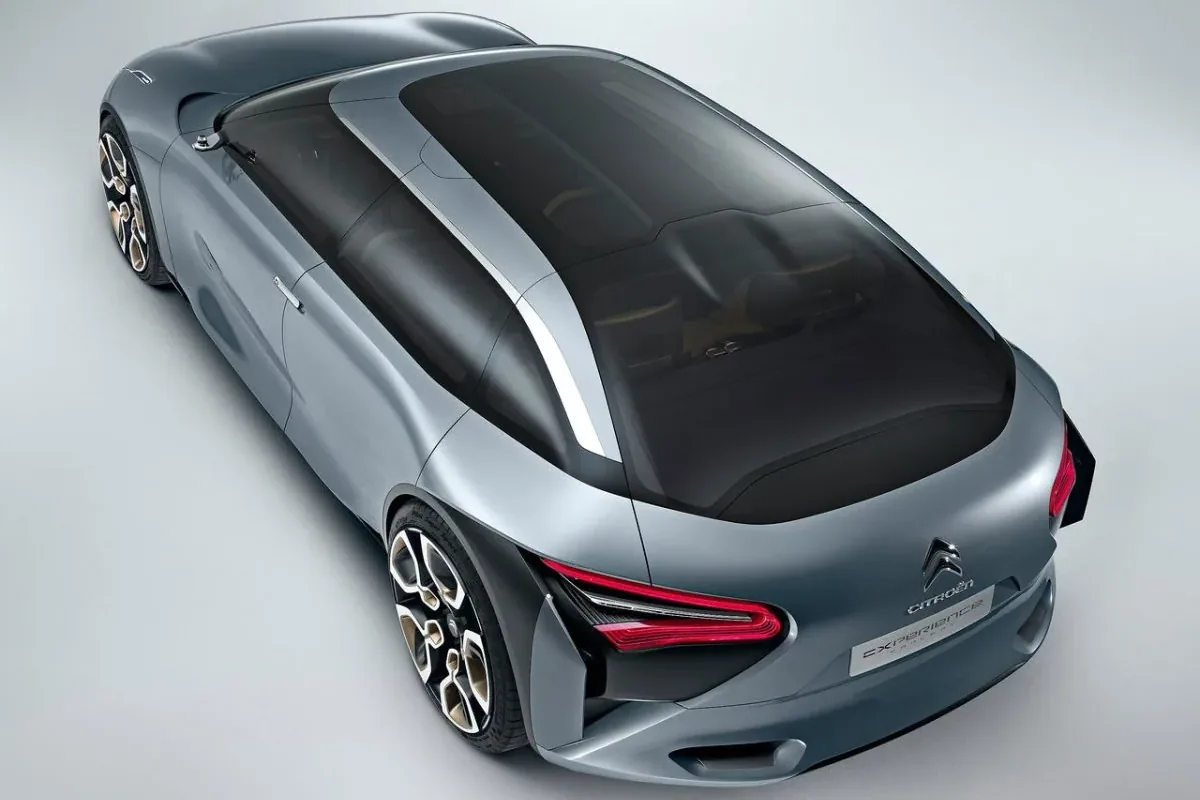 Koncepcyjny Citroen C-xperience