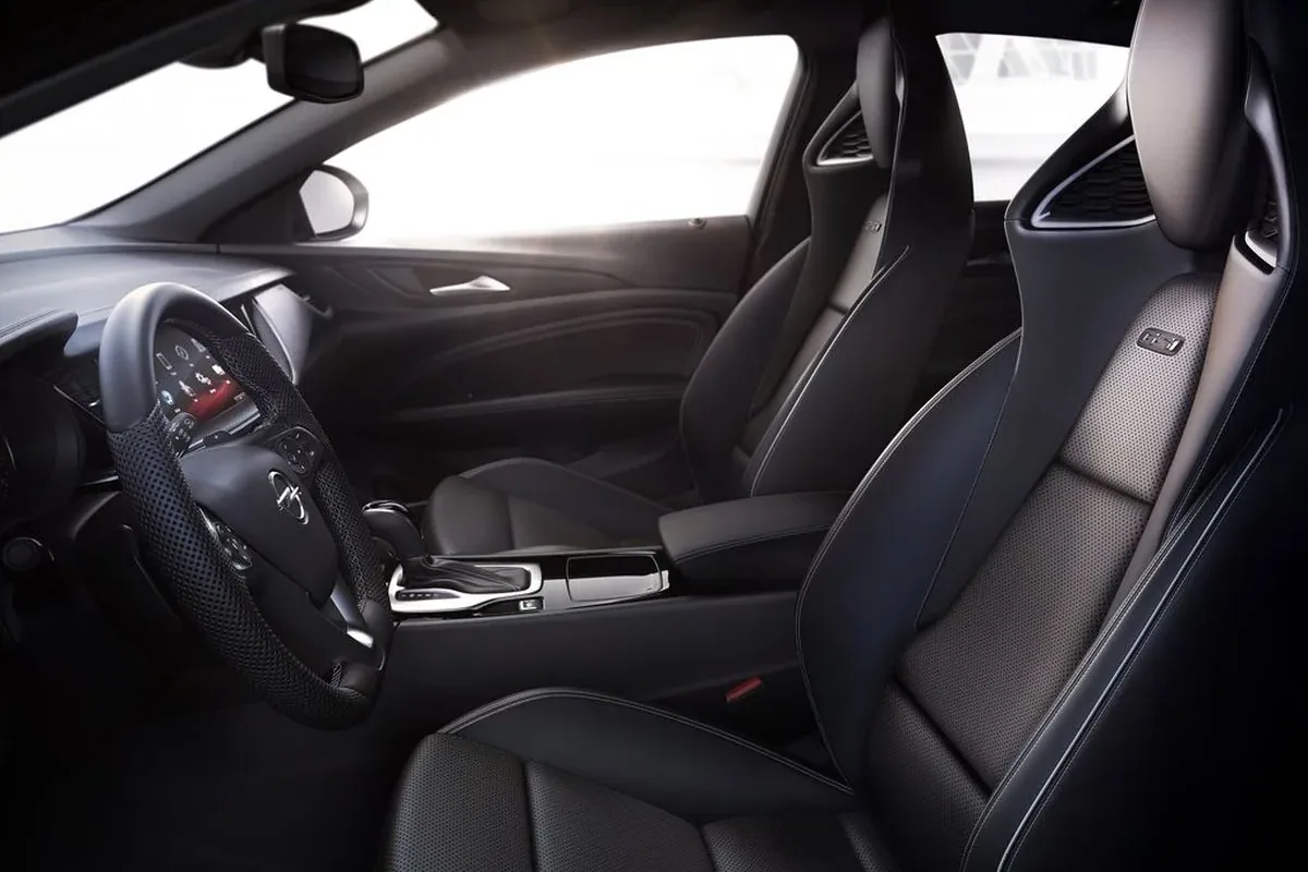 Opel Insignia GSi