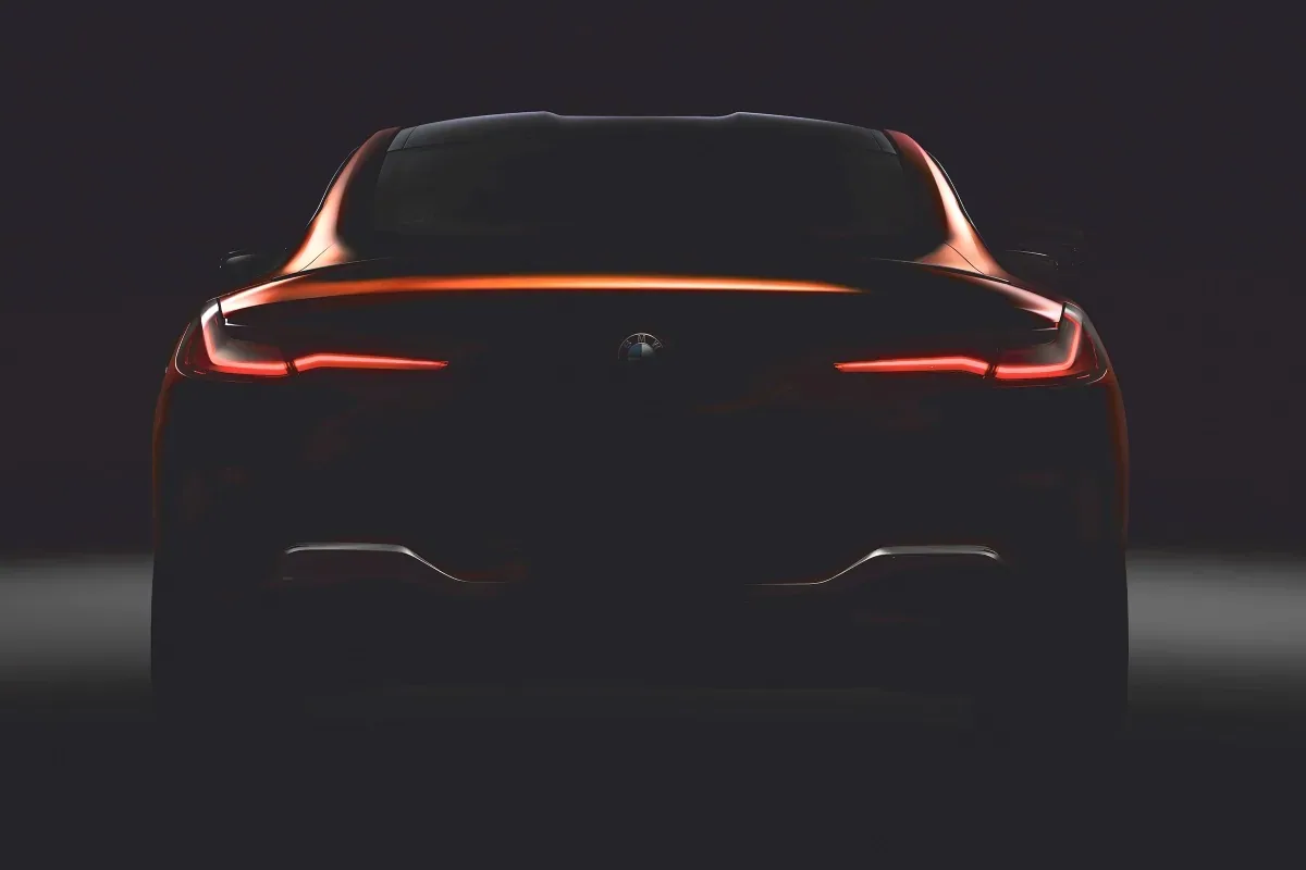 BMW 8