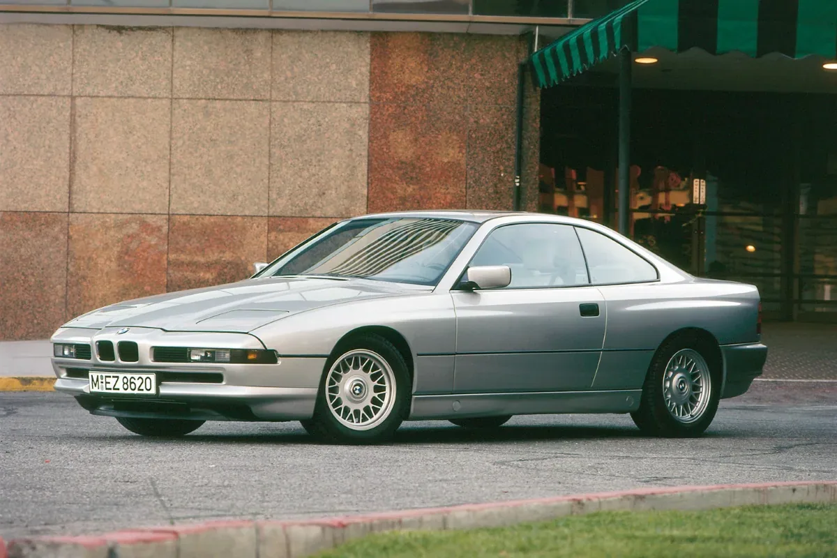 BMW 8