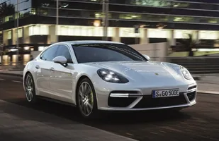 Porsche wyda miliardy na auta elektryczne — zdjęcie 2