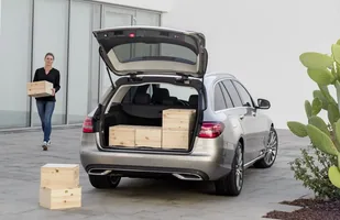 Mercedes klasy C po liftingu — zdjęcie 4