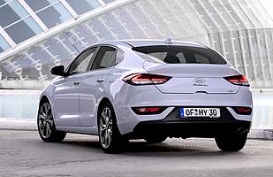 Hyundai i30 Fastback. Ceny