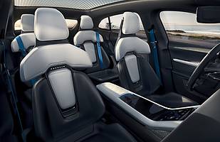 Porsche Mission E Cross Turismo