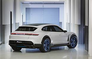 Porsche Mission E Cross Turismo