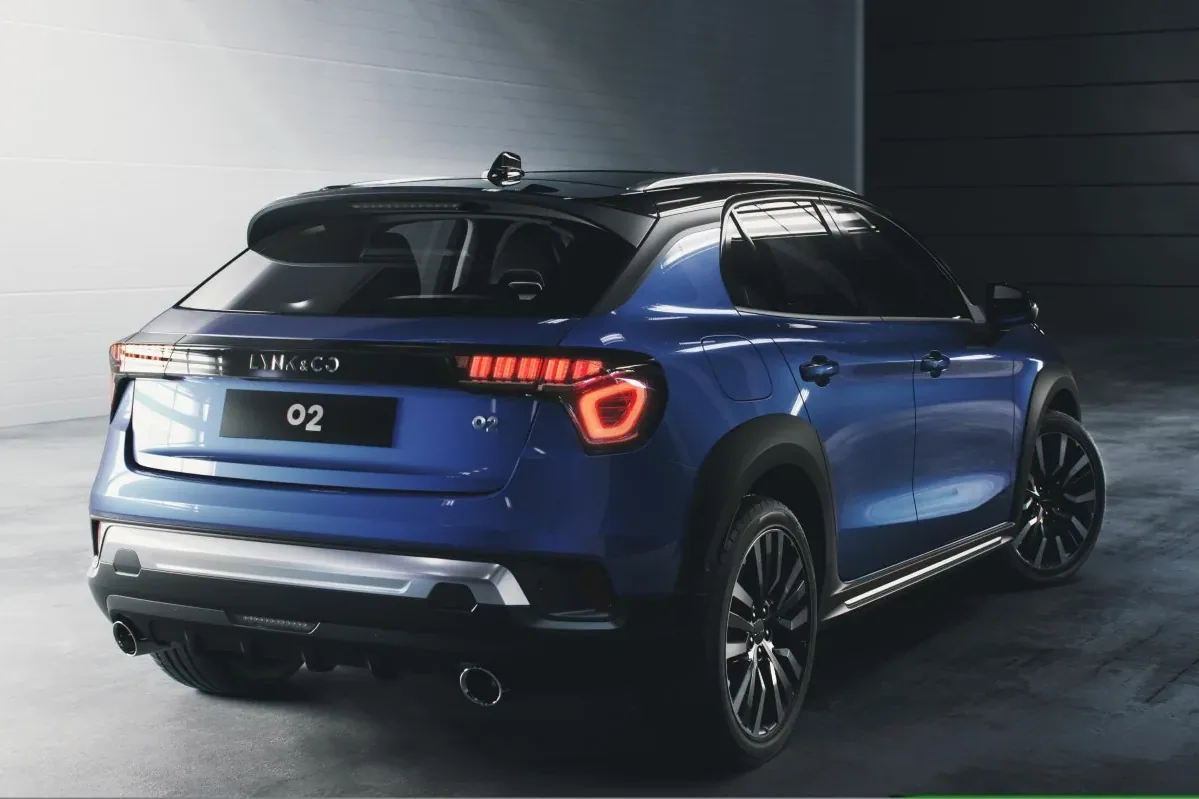 Lynk & Co 02