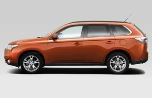 Mitsubishi Outlander po raz trzeci — zdjęcie 7