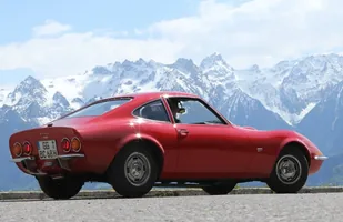 Opel GT ma już 50 lat — zdjęcie 2