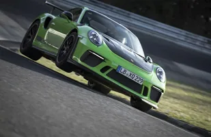 Porsche 911 GT3 RS na Nurburgringu — zdjęcie 2