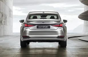 Nowy Lexus ES oficjalnie — zdjęcie 7