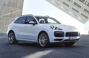 Porsche Cayenne III jako hybryda plug-in — zdjęcie 1