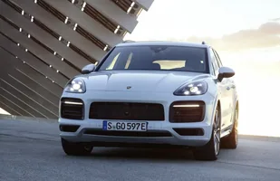 Porsche Cayenne III jako hybryda plug-in — zdjęcie 4