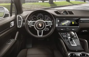 Porsche Cayenne III jako hybryda plug-in — zdjęcie 6