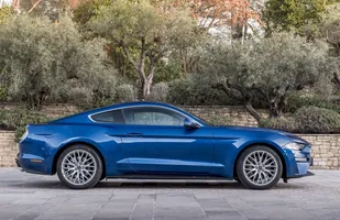 Ford Mustang po modernizacji — zdjęcie 4