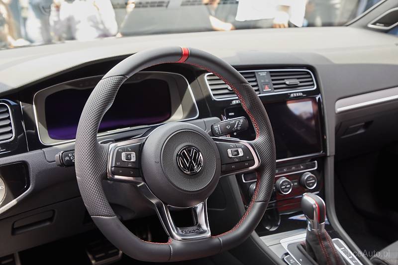 Volkswagen Golf GTI TCR oficjalnie