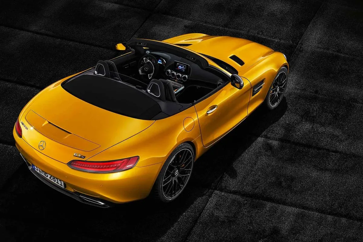 Mercedes AMG GT S Roadster