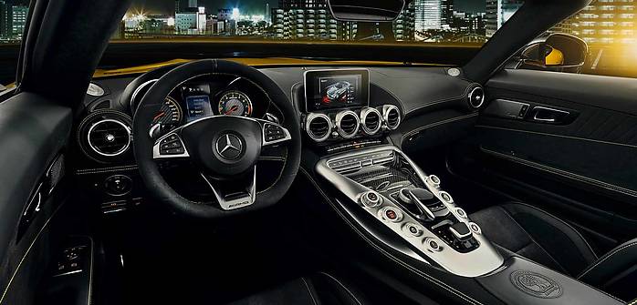 Mercedes AMG GT S Roadster