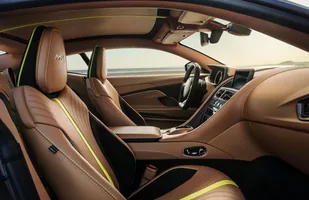 Aston Martin DB11 AMR — zdjęcie 4