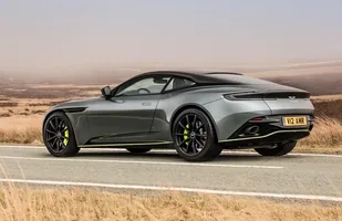 Aston Martin DB11 AMR — zdjęcie 5