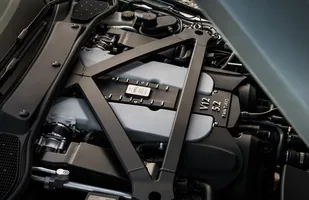 Aston Martin DB11 AMR — zdjęcie 8